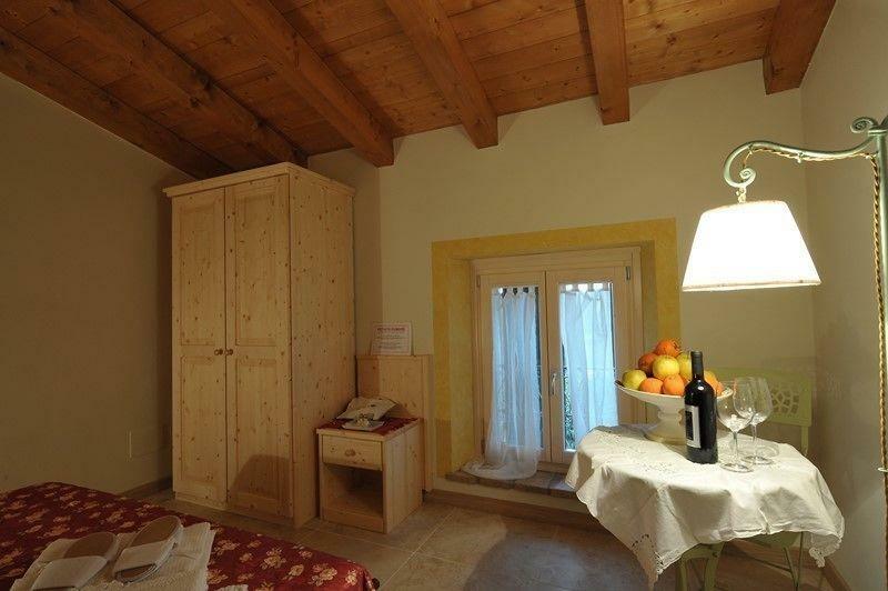 B&B Villa Roncatti Парона-ди-Вальполичелла Экстерьер фото